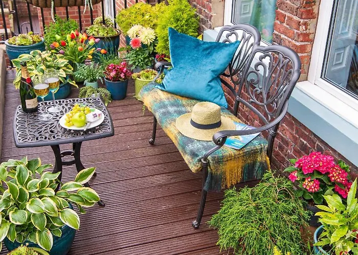 Guest house The Mainstay Luxury Boutique With Private Parking 4*