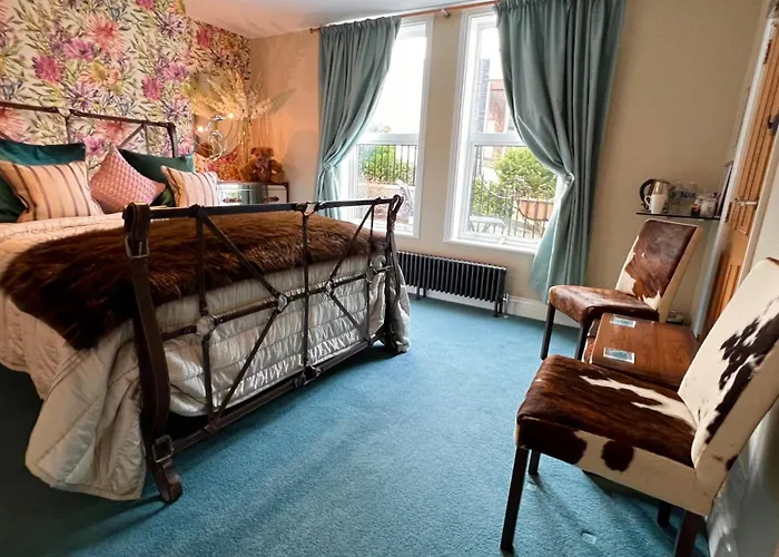 The Mainstay Luxury Boutique With Private Parking