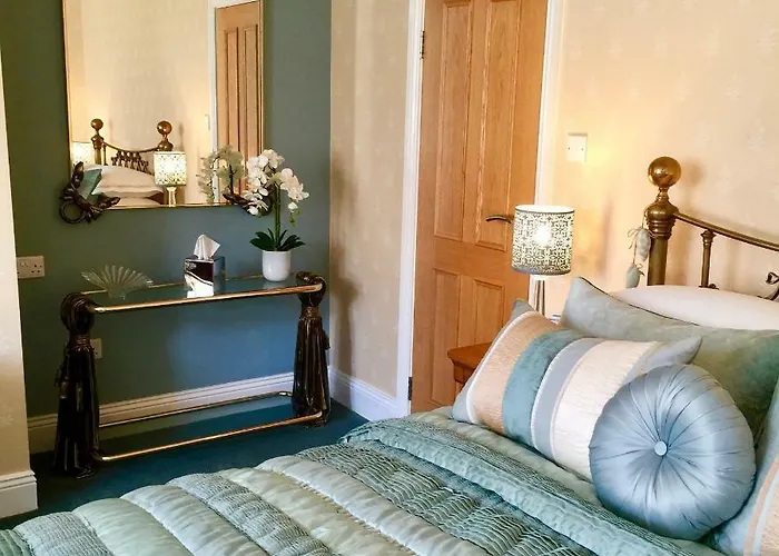 Guest house The Mainstay Luxury Boutique With Private Parking