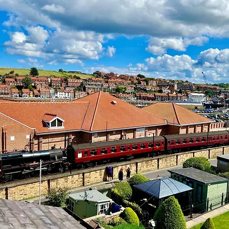 The Mainstay Luxury Boutique With Private Parking Vendégház Whitby